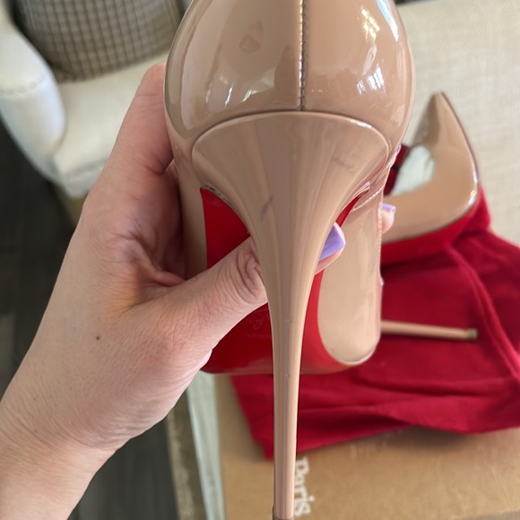 Never been worn So Kate 120 Louboutins - Picture 4 of 6